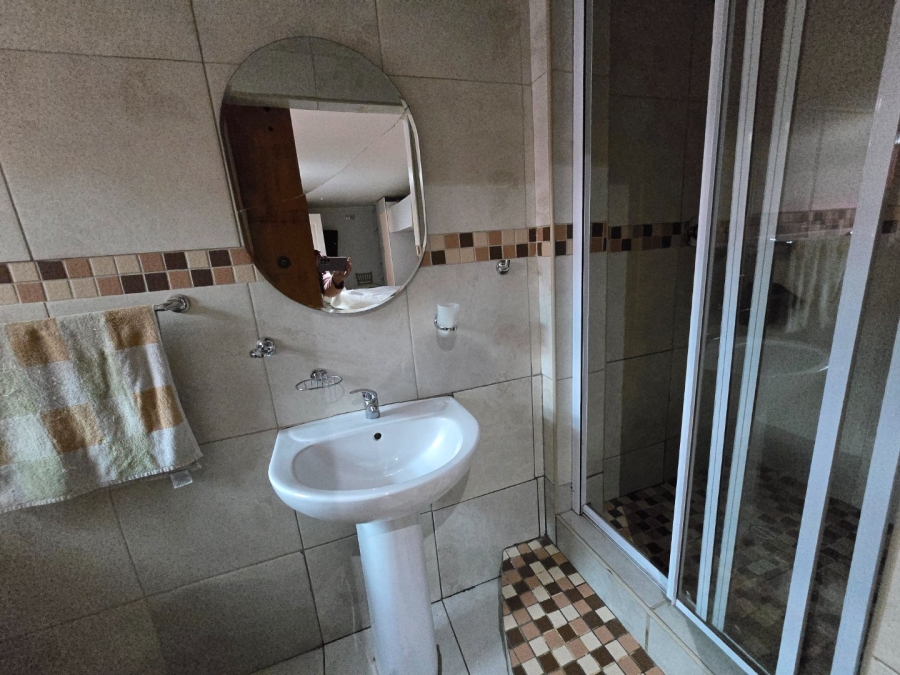 4 Bedroom Property for Sale in Portlands Western Cape
